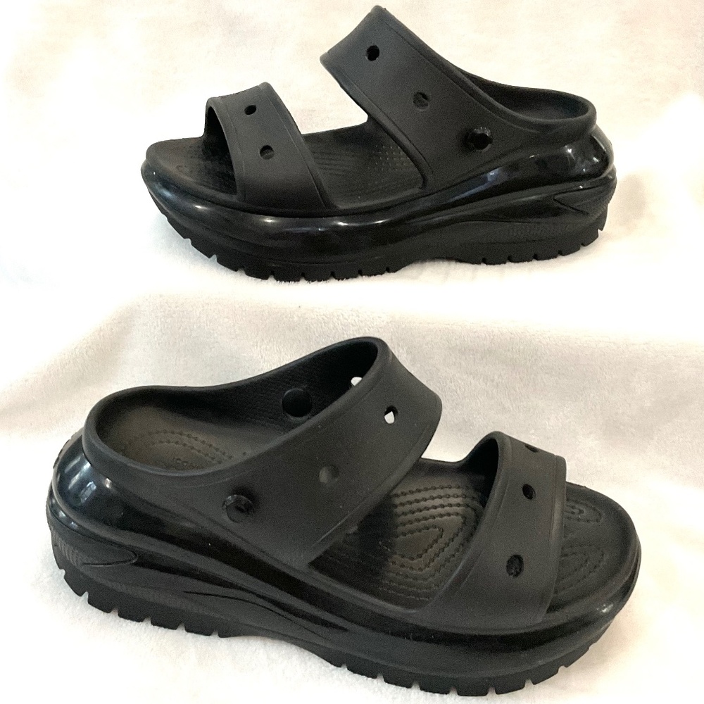 Black Crocs Mega Crush Chunky Platform Y2K Grunge Sandal Men— Sz 9 Wms Sz 11